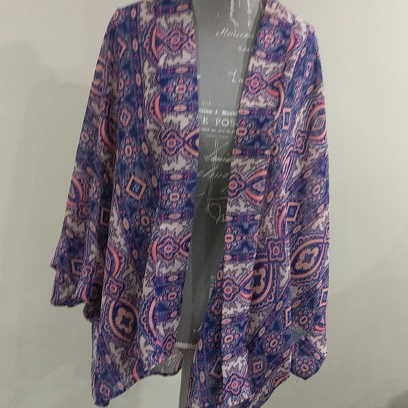 Fun and flirt Bohemian style shawl